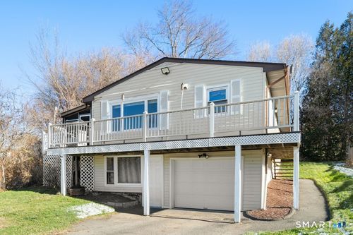 24 Lloyd Ave, New Fairfield, CT, 06812-4420 | Card Image