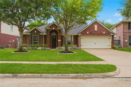 8027 Spring Bluebonnet Dr, Sugar Land, TX, 77479-7016 | Card Image