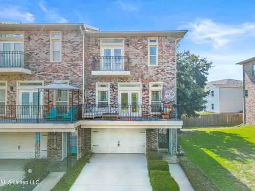 21 Oak Alley Ln, Long Beach, MS, 39560-8000 | Card Image