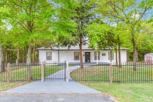 14227 County Road 438, Lindale, TX, 75771-2400 | Card Image