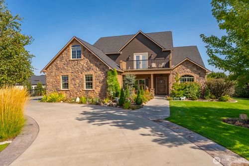 7724 Dune Lake Rd Se, Moses Lake, WA, 98837-8231 | Card Image