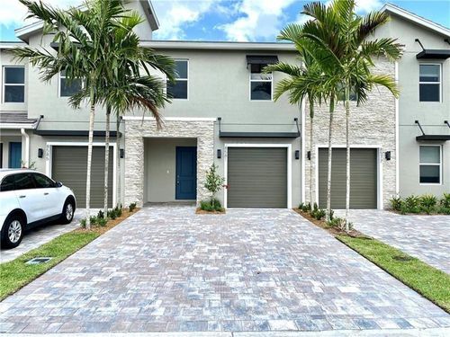 8581-8581 Via Mar Rosso, Lake Worth, FL, 33467-2405 | Card Image
