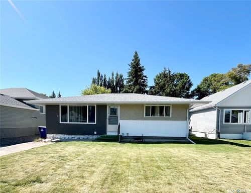232 3rd Ave W, Unity, SK, S0K4L0 | Card Image