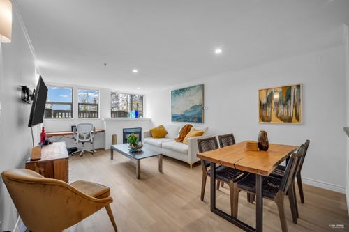 207-305 Lonsdale Ave, North Vancouver, BC, V7M2G3 | Card Image