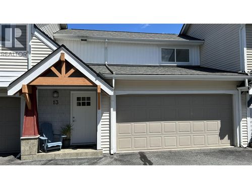 1821 Willow Cres, Squamish, BC, V8B0L9 | Card Image