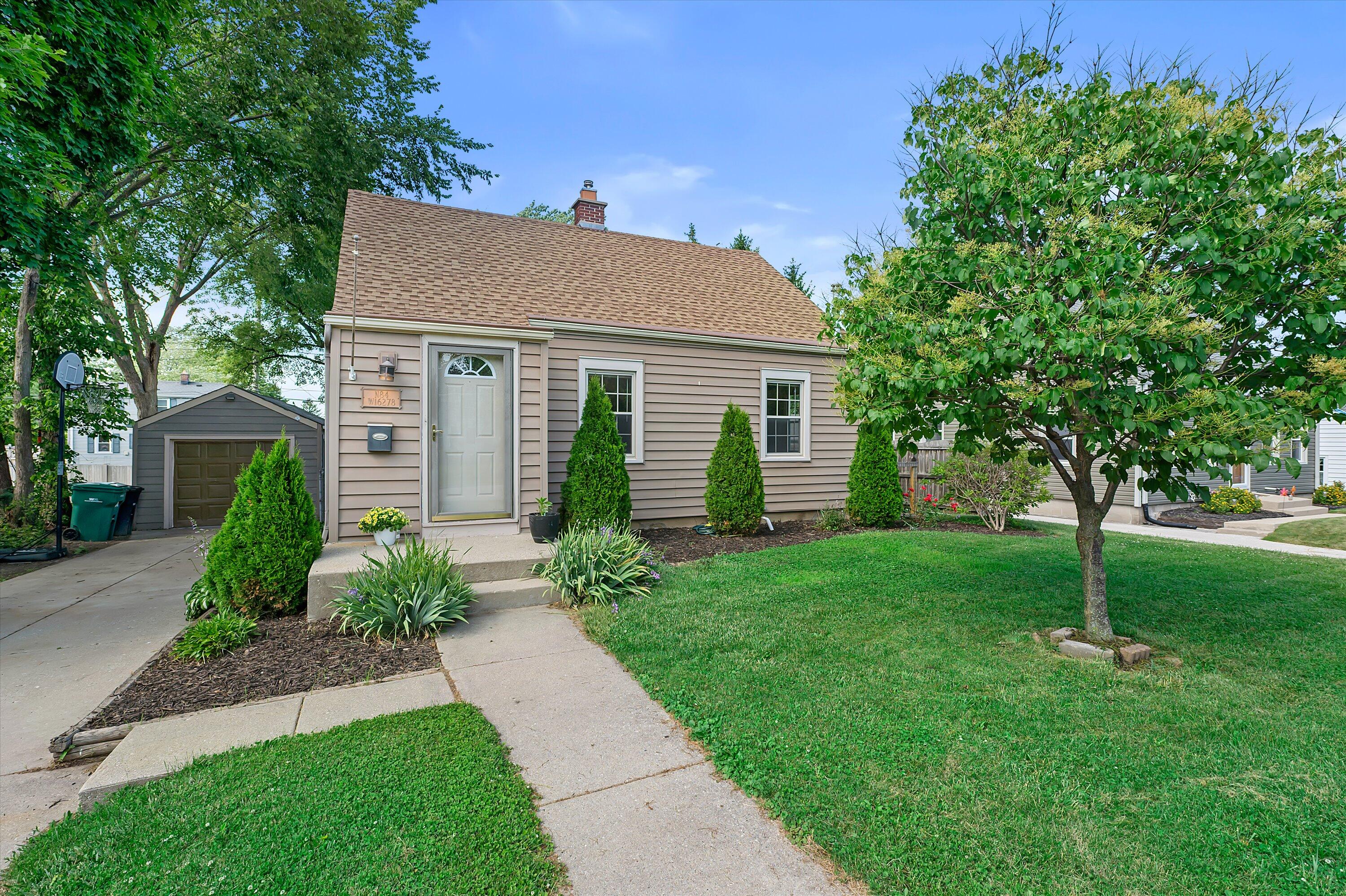 Residential in Menomonee Falls