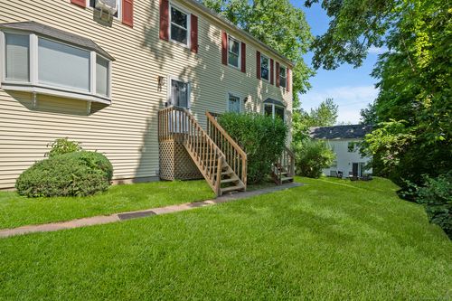 20 Maple Ave, Bethel, CT, 06801-1410 | Card Image
