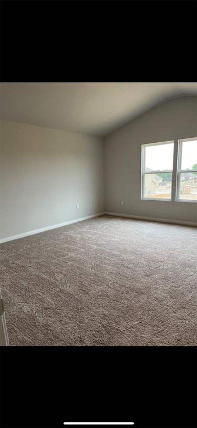 1050 Greenspointe Ave, House other with 6 bedrooms, 4 bathrooms and 2 parking in La Grange TX | Image 5