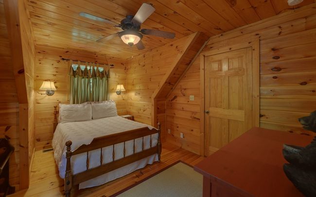 890 Mountain Lake Cir, Home with 3 bedrooms, 3 bathrooms and null parking in Blue Ridge GA | Image 18