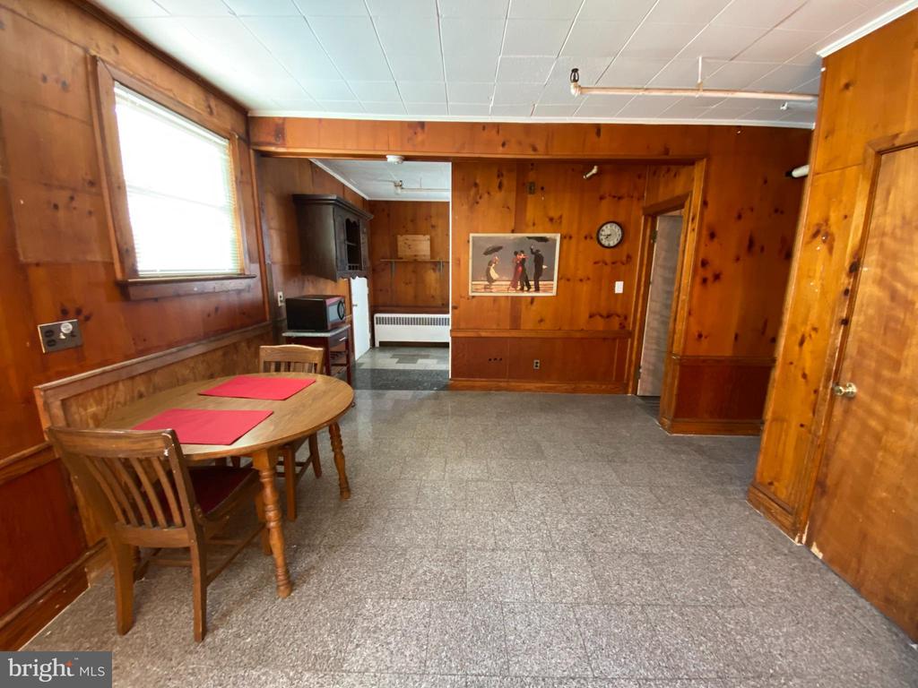 Residential Lease in VINELAND 4