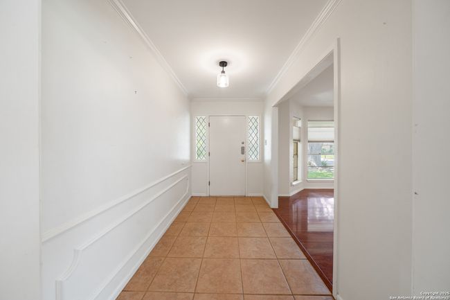 425 Crestwind Dr, House other with 3 bedrooms, 3 bathrooms and null parking in Windcrest TX | Image 6