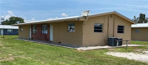 599 Avenue R Sw, MOORE HAVEN, FL, 33471-2081 | Card Image