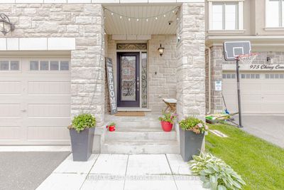 971 Cherry Crt, House other with 4 bedrooms, 5 bathrooms and 4 parking in Milton ON | Image 2