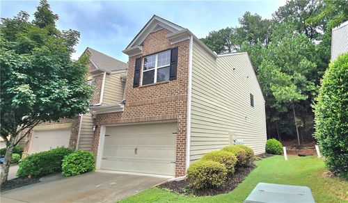 631 Justins Place Ln, Lawrenceville, GA, 30043-7327 | Card Image