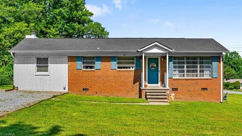 100 Linda Dr, Archdale, NC, 27263-3312 | Card Image
