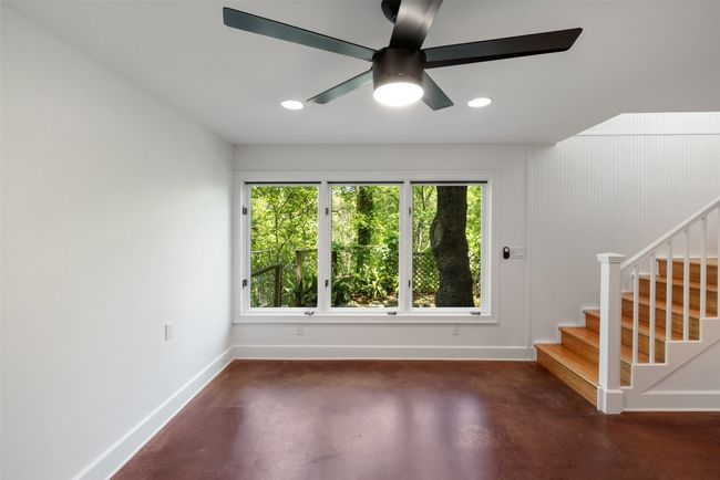 1114 Reagan Ter, House other with 3 bedrooms, 2 bathrooms and 2 parking in Austin TX | Image 24