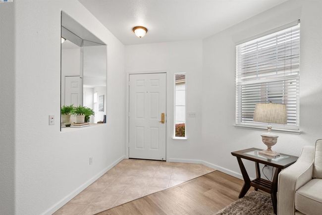 313 Upton Pyne Dr, House other with 2 bedrooms, 2 bathrooms and 2 parking in Brentwood CA | Image 4