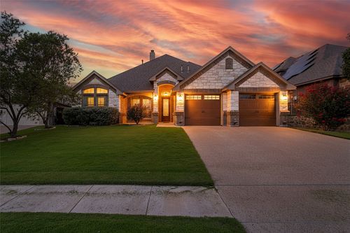 7308 Prestwick Ter, Benbrook, TX, 76126-1405 | Card Image