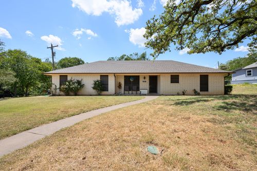 801 Hanover St, Weatherford, TX, 76086-2429 | Card Image