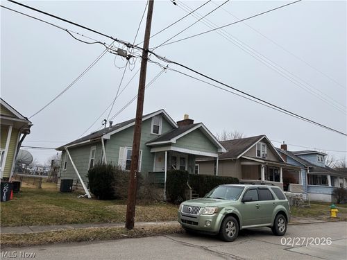 2016 16th St, Parkersburg, WV, 26101-3756 | Card Image