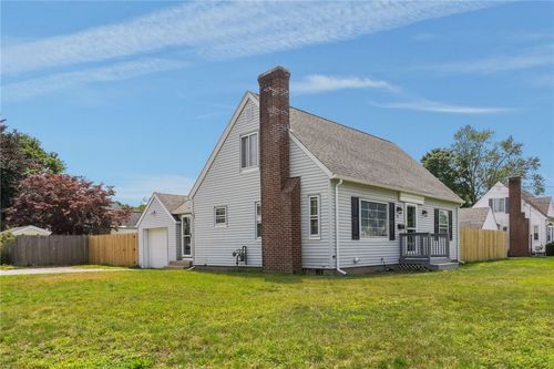 95 Harmony Ct, Warwick, RI, 02889-1424 | Card Image