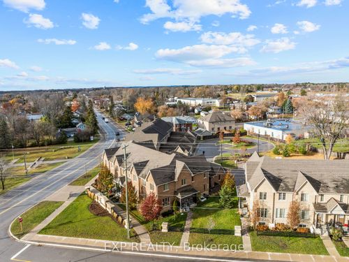 7 Vita Stephanie Crt, Sutton West, ON, L0E1R0 | Card Image