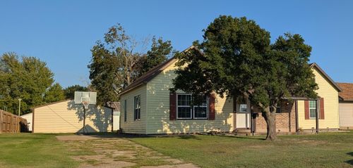 508 N Osage St, Caldwell, KS, 67022-1138 | Card Image