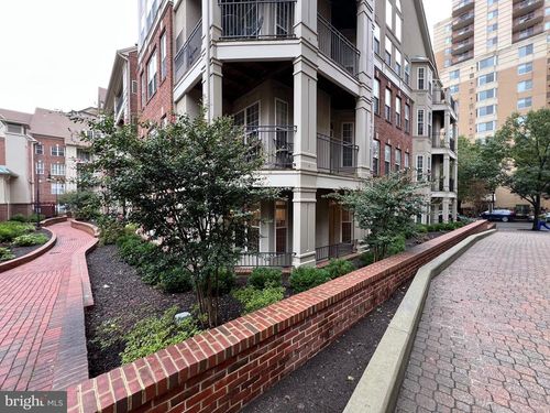 apt-106-1320 N Wayne St, ARLINGTON, VA, 22201-5880 | Card Image