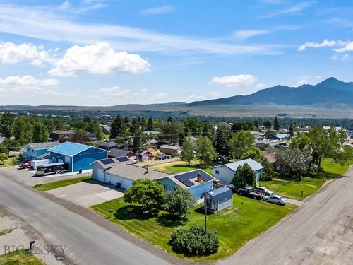 1123 W Summit St, Livingston, MT, 59047-1622 | Card Image