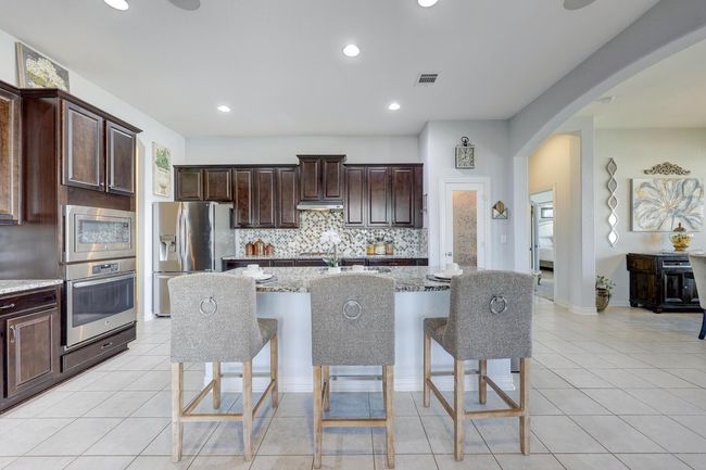 422 Betony Loop, House other with 3 bedrooms, 3 bathrooms and 2 parking in Buda TX | Image 9