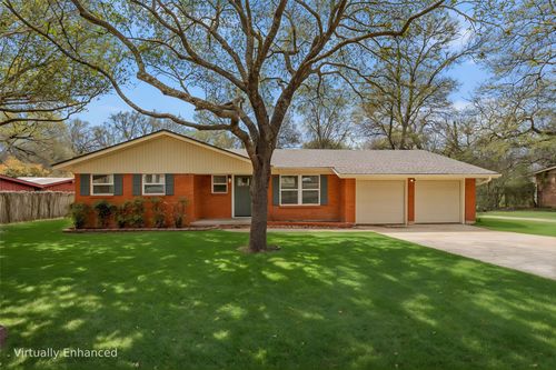 2512 Stewart Dr, Waco, TX, 76708-1135 | Card Image