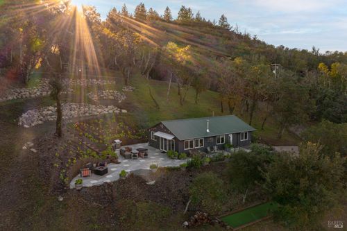 22855 Chianti Road, Geyserville, CA, 95441 | Card Image