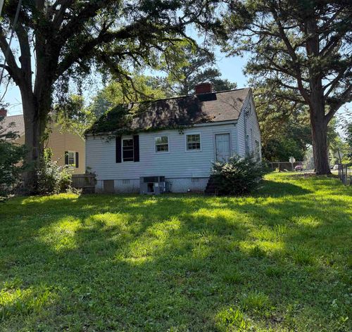 601 Musgrove Street, Clinton, SC, 29325-1724 | Card Image