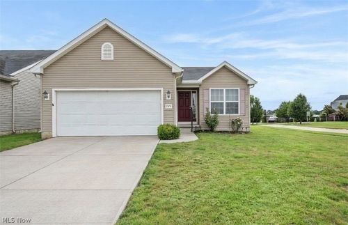 37470 Tail Feather Drive, North Ridgeville, OH, 44039 | Card Image