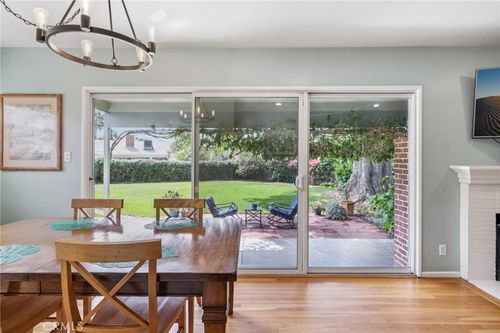 17006 Cantara St, Lake Balboa, CA, 91406-1110 | Card Image
