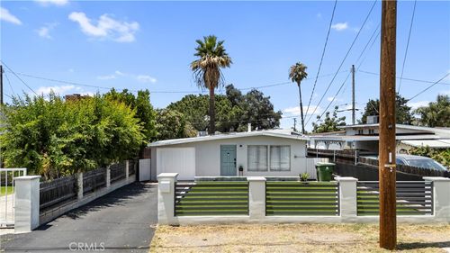 10831 Odell Ave, Sunland, CA, 91040-2438 | Card Image