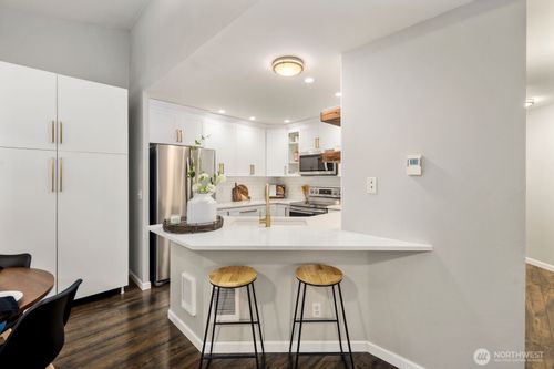 p203-9210 Market Place, Lake Stevens, WA, 98258 | Card Image