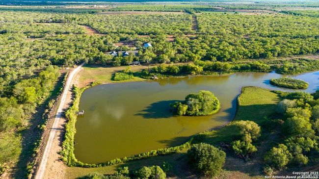 6170 County Road 332, Home with 4 bedrooms, 4 bathrooms and null parking in Jourdanton TX | Image 29