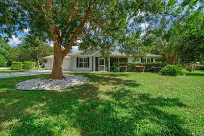 8470 Sw 108 Th Loop, House other with 2 bedrooms, 2 bathrooms and null parking in Ocala FL | Image 1