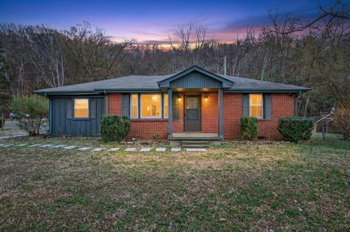 108 Bellar Dr, Goodlettsville, TN, 37072-1101 | Card Image