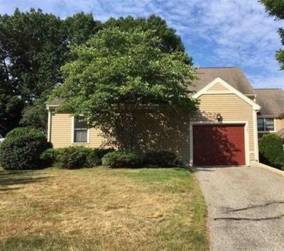 141 Spinnaker Way, Townhouse with 2 bedrooms, 2 bathrooms and null parking in Portsmouth NH | Image 1