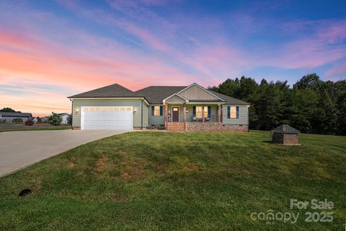 3482 Storybrook Ln, Sherrills Ford, NC, 28673-6008 | Card Image