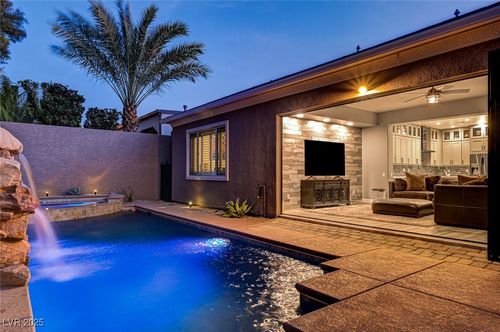 2672 Joan Of Arc St, Henderson, NV, 89044-0330 | Card Image