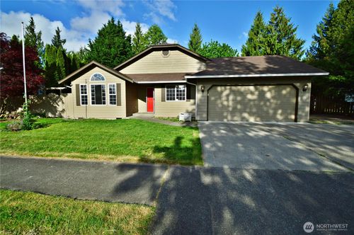 910 11th Street Se, Puyallup, WA, 98372 | Card Image