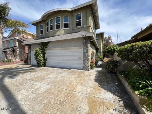 988 Peninsula St, Ventura, CA, 93001-3954 | Card Image