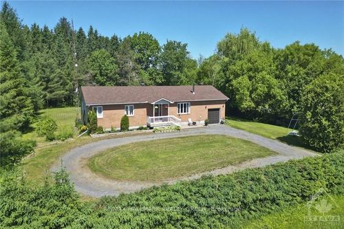 1598 Ritchance Rd, L'orignal, ON, K0B1K0 | Card Image