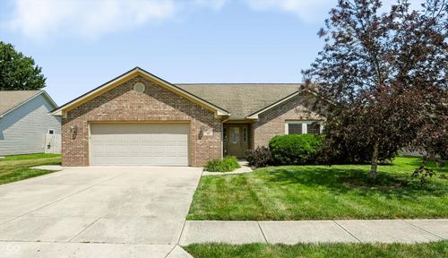 307 Galahad Dr, Franklin, IN, 46131-9022 | Card Image