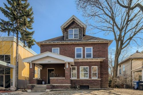 2541 3rd Ave S, Minneapolis, MN, 55404-4302 | Card Image