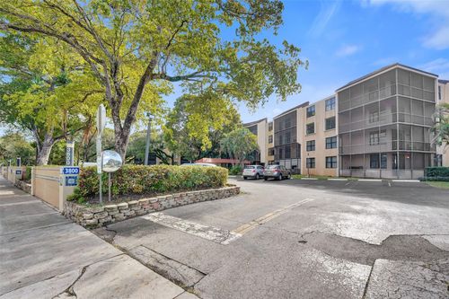 412-3800 N Hills Dr, Hollywood, FL, 33021-2544 | Card Image