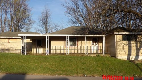 926 Stambaugh Ave, Farrell, PA, 16121 | Card Image